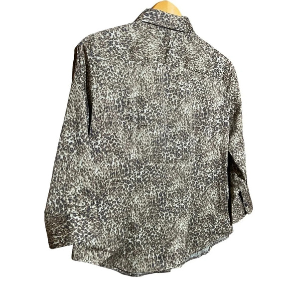 NWOT Talbots‎ Leopard Button Down Size 4 - Picture 6 of 9